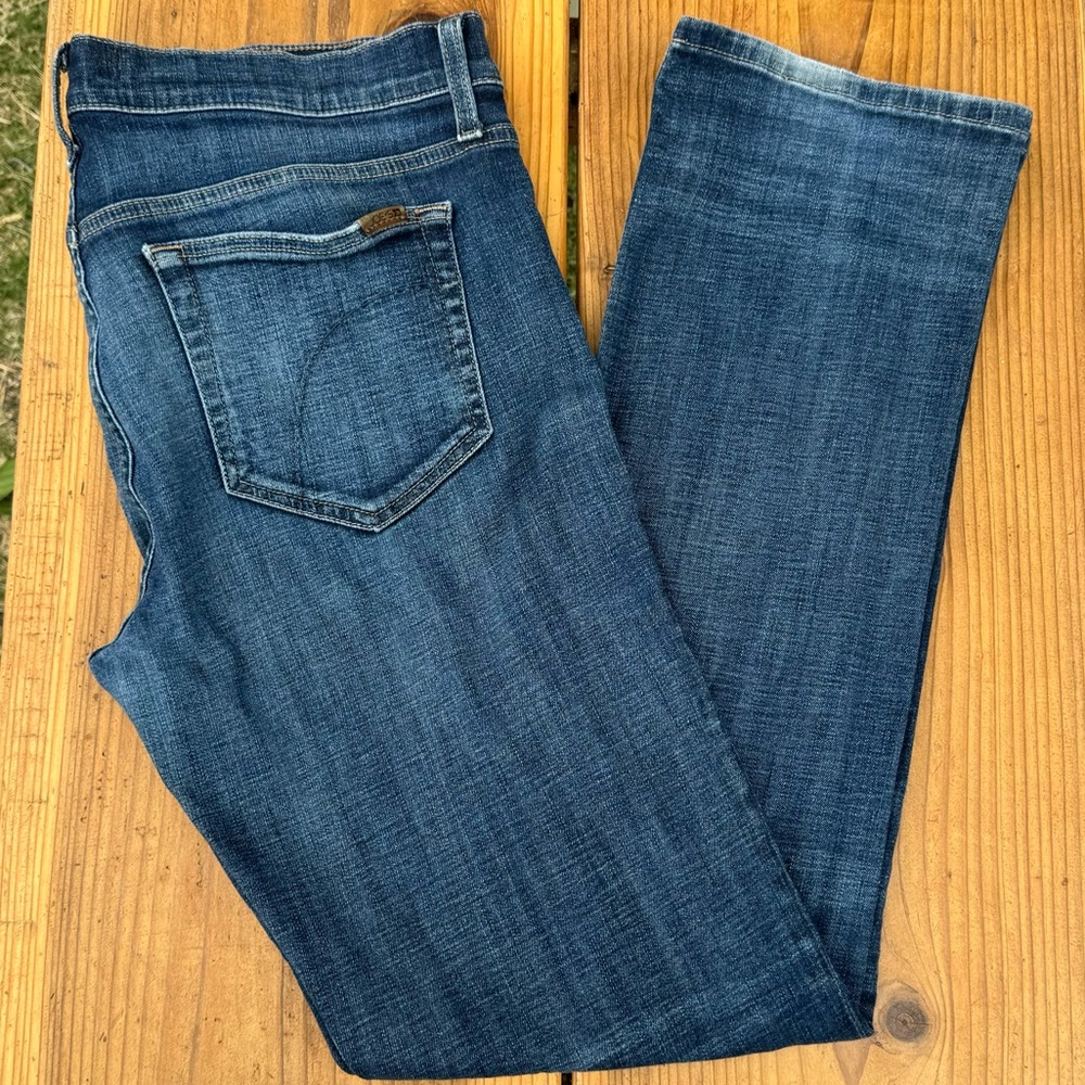 Joe’s straight leg jeans